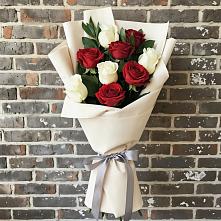 Букет цветов из:  Розы в Актюбинском