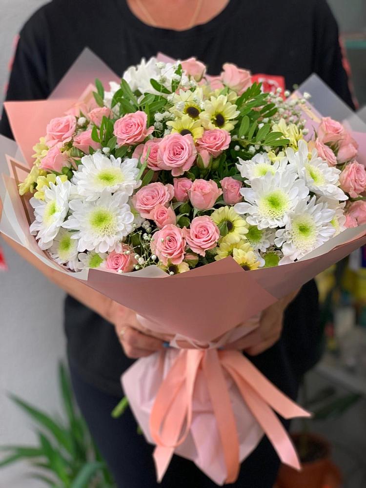 Букет цветов из: Розы и Хризантемы в Актюбинском