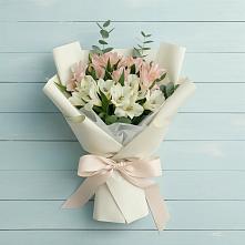 Букет цветов из:  Альстромерии #REPLACE_PRED# Актюбинском