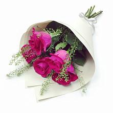 Букет цветов из:  Розы в Актюбинском
