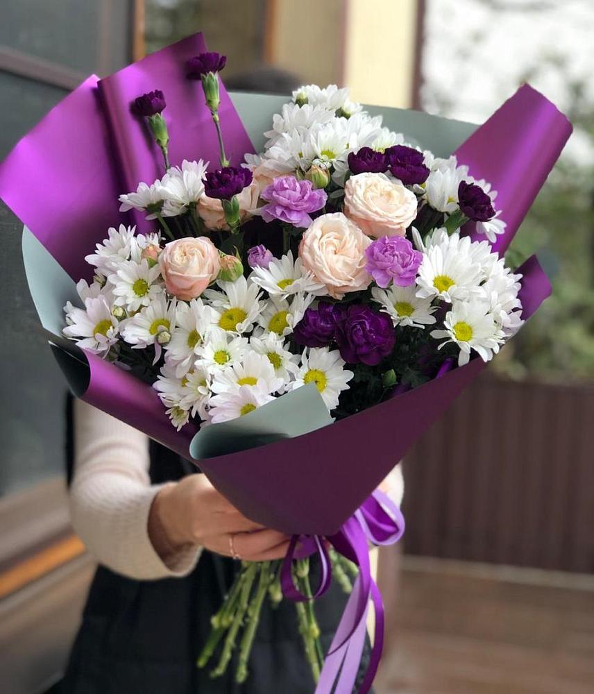 Букет цветов из: Хризантемы, Гвоздики и Розы в Актюбинском