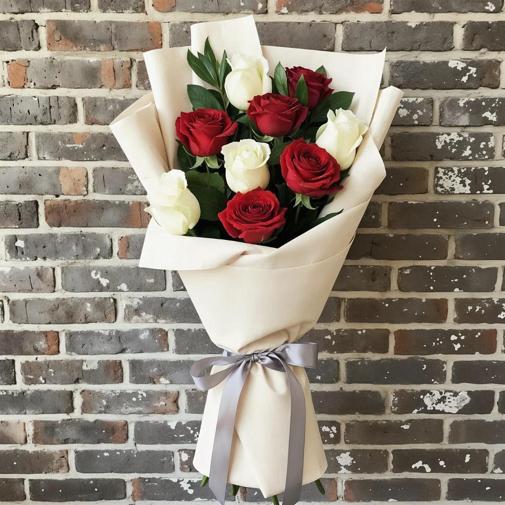 Букет цветов из: Розы в Актюбинском