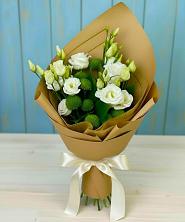 Букет цветов из:  Хризантемы и Лизиантусы в Актюбинском