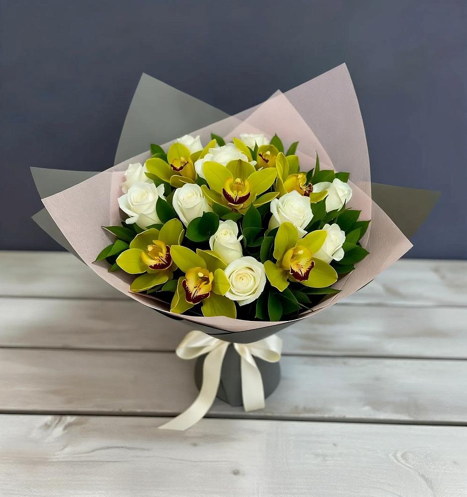 Букет цветов из: Орхидеи и Розы в Актюбинском