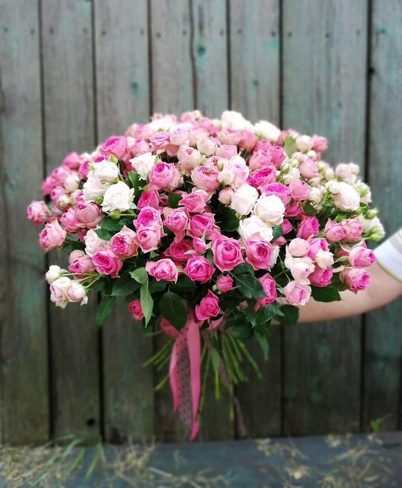 Букет Розовые кустовые розы Натали и Лав Лидия в Актюбинском