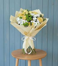 Букет цветов из:  Хризантемы и Розы в Актюбинском