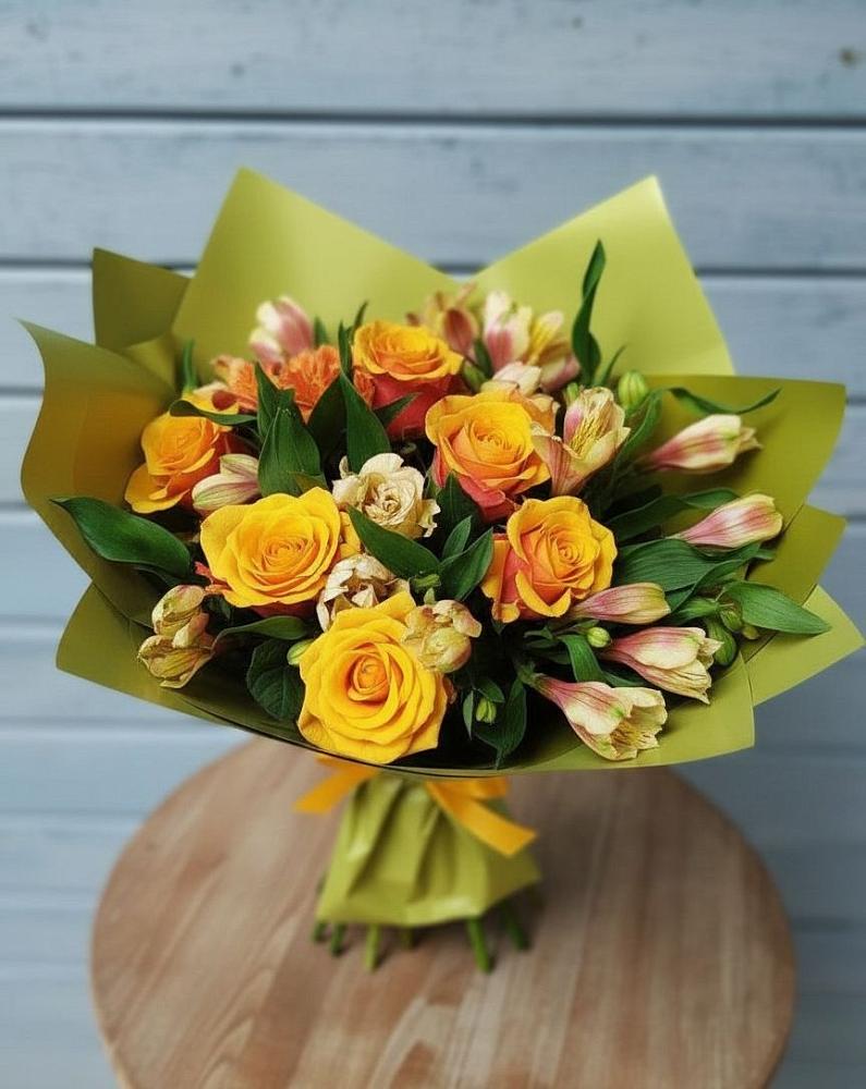 Букет цветов из: Альстромерии и Розы в Актюбинском