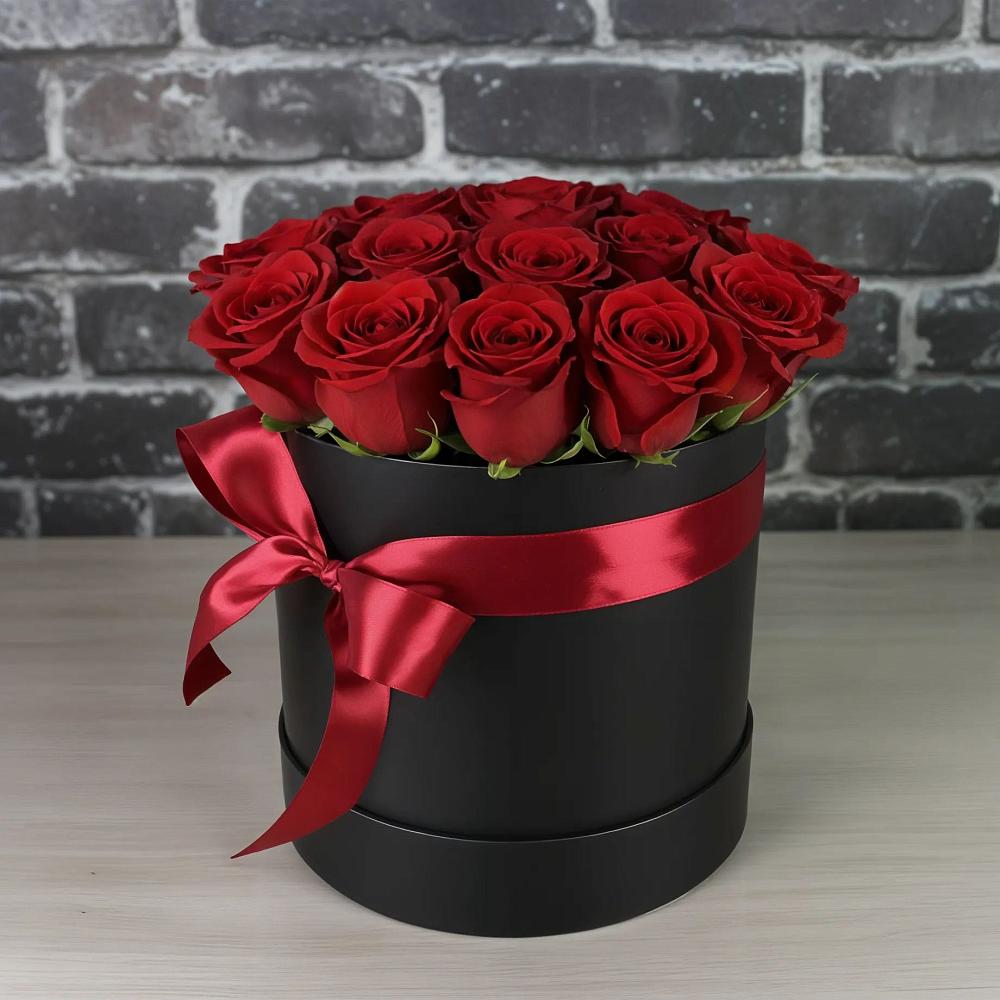 Цветочная композиция из Розы в шляпной коробке в Актюбинском