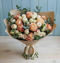 Букет цветов из:  Альстромерии и Розы в Актюбинском